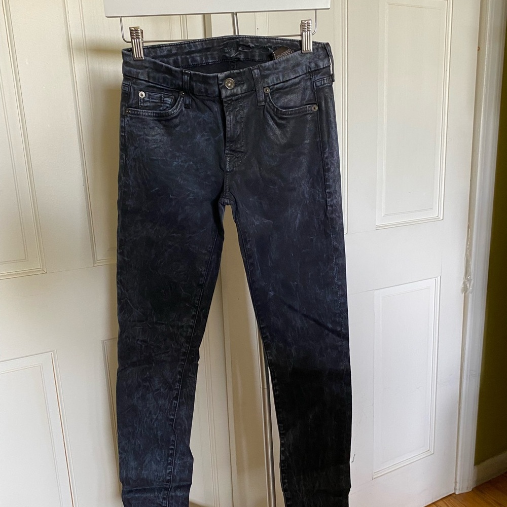 Black Skinny Jeans with Modern Distressed Look